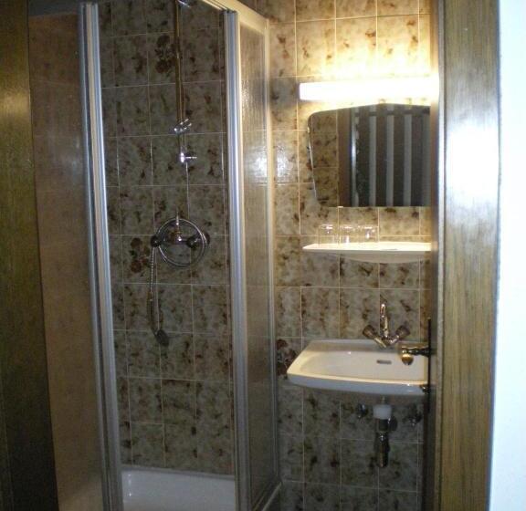 スタンダードルーム, Gasthof Steinbräu