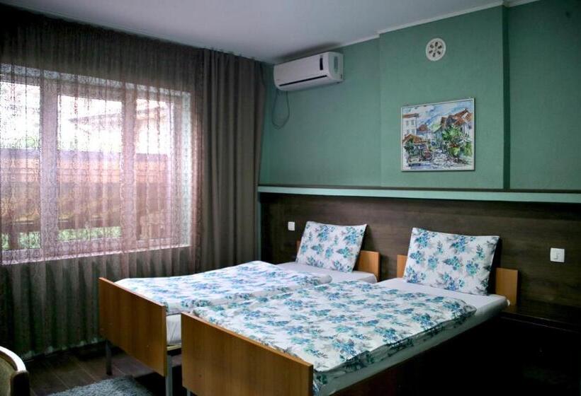 اتاق استاندارد, Guest House Via