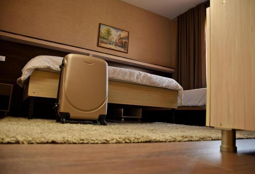 آپارتمان 1 خوابه, Guest House Via