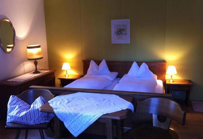 バルコニー付きスタンダードルーム, Josefinenhof