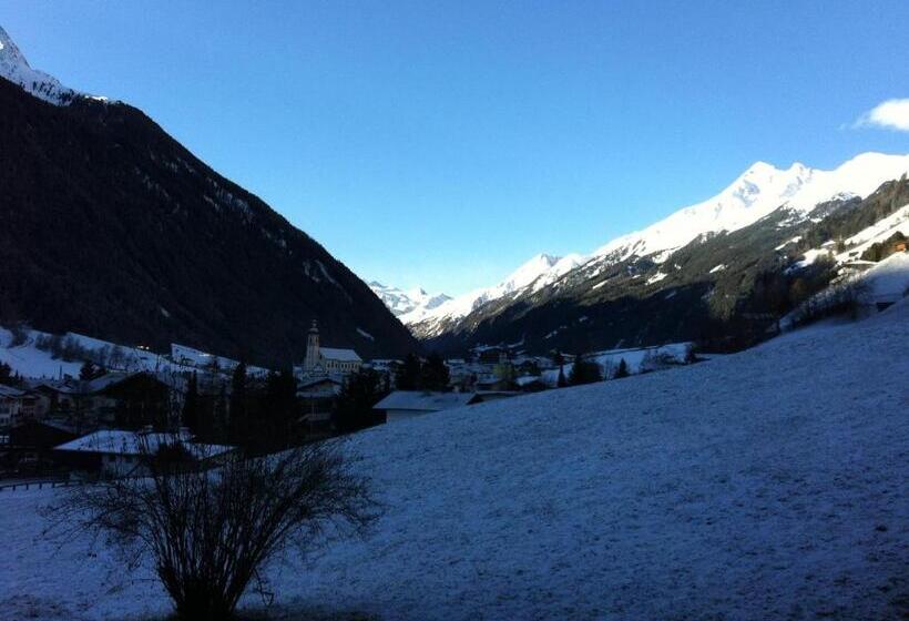 バルコニー付きスタンダードルーム, Josefinenhof