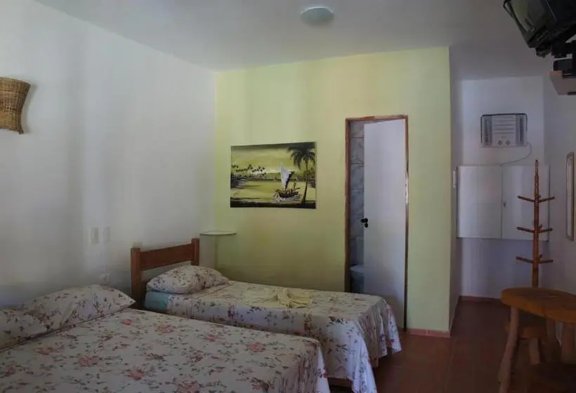 Standard Kolmen Hengen Huone, Pousada Costa Tropical