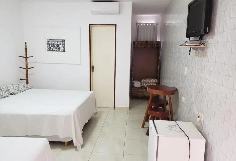 Standard Kolmen Hengen Huone, Pousada Costa Tropical