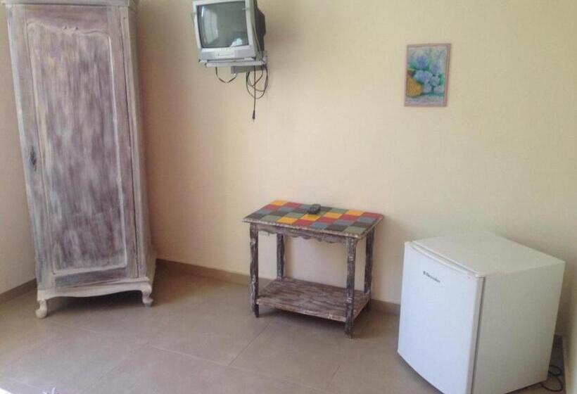 Номер Стандарт, Skandalo Pub Pousada