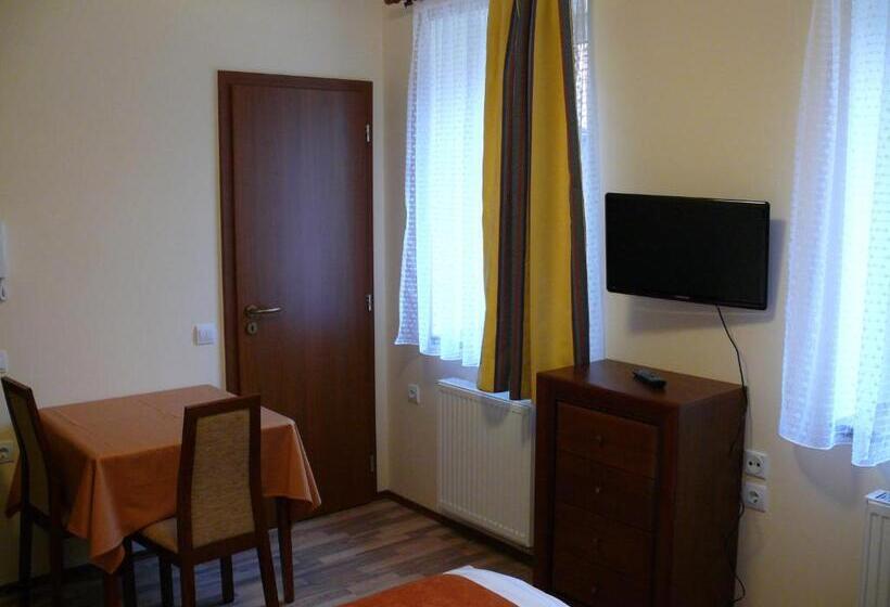 标准间, Tip Top Lak Vendégház