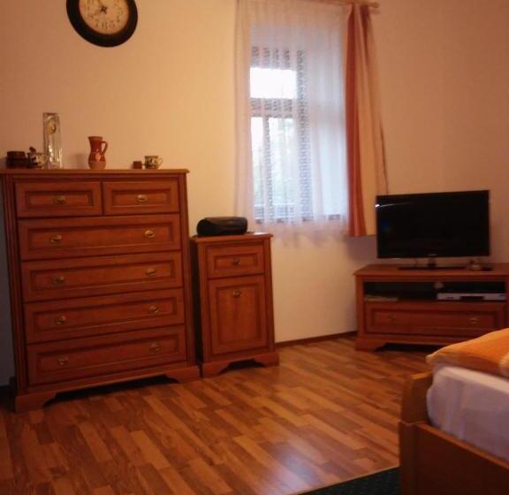 带2个卧室的公寓, Tip Top Lak Vendégház