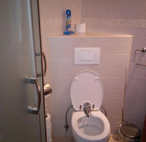 شقة غرفتين, Tip Top Lak Vendégház