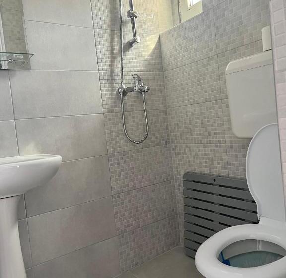 标准间, Pensiunea Eden