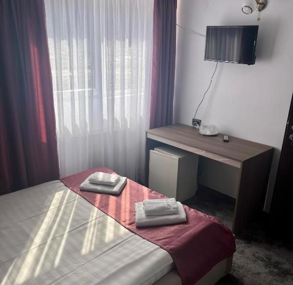 标准间, Pensiunea Eden