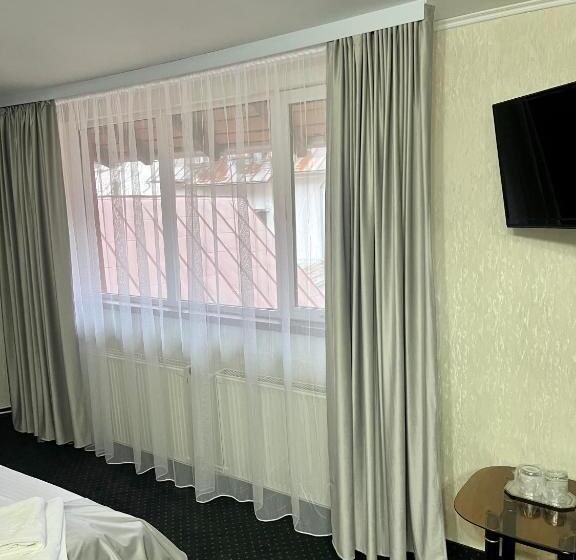 高级大房间, Pensiunea Eden