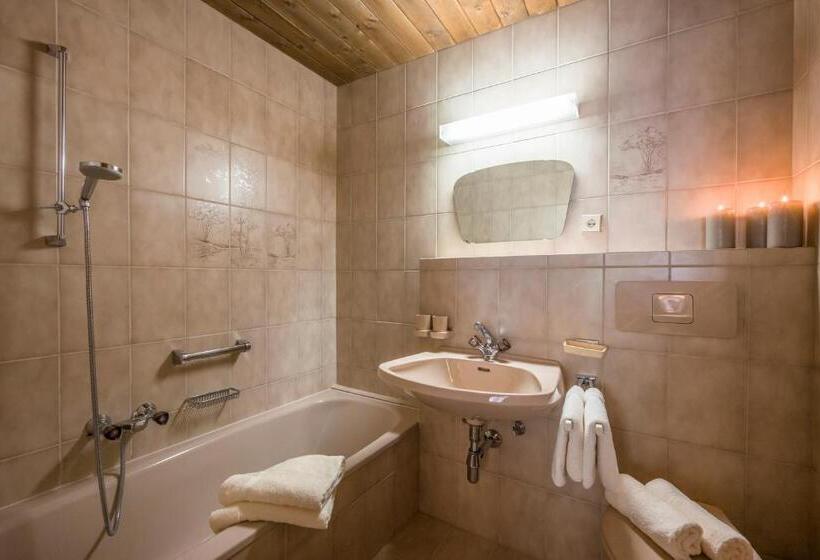 Номер Стандарт с Балконом, Gästehaus Rauch