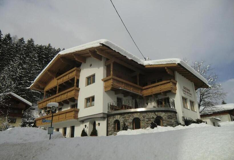 스탠다드 스튜디오, Gästehaus Rauch