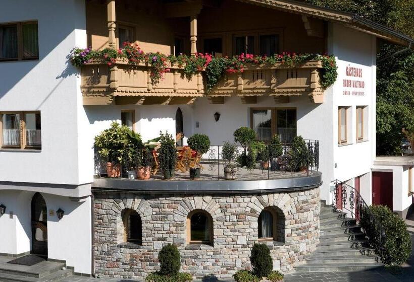 스탠다드 스튜디오, Gästehaus Rauch