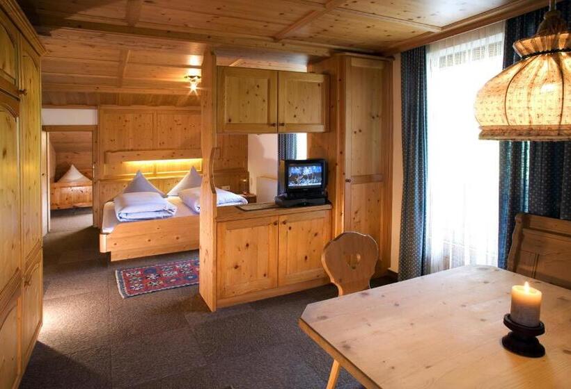 스탠다드 스튜디오, Gästehaus Rauch