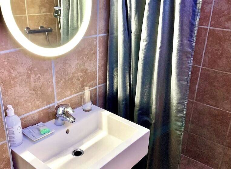 בקתת חדר, Guest House Du Grand Paradis On Piste