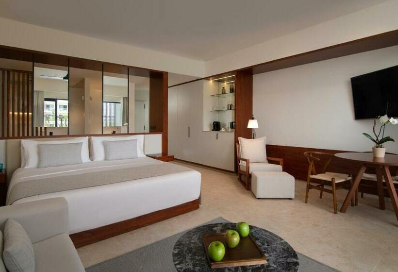 חדר סטנדרט נוף לבריכה, Live Aqua Punta Cana   All Inclusive - Adults Only