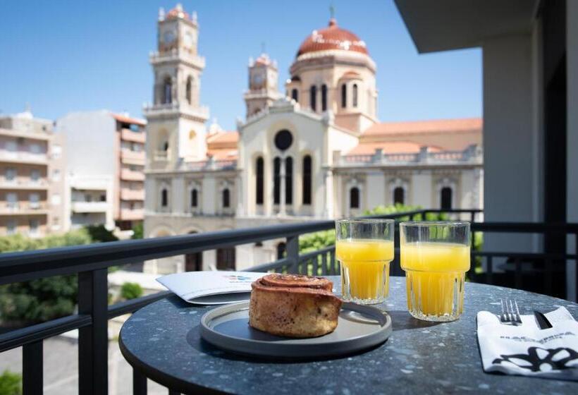 اتاق سوپریور با چشمانداز شهر, Metropole Urban