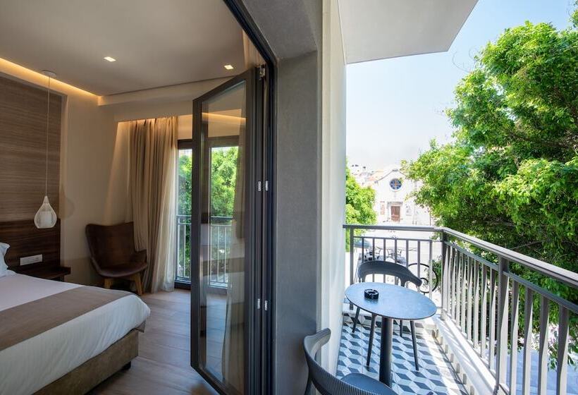 اتاق لوکس با چشمانداز شهر, Metropole Urban