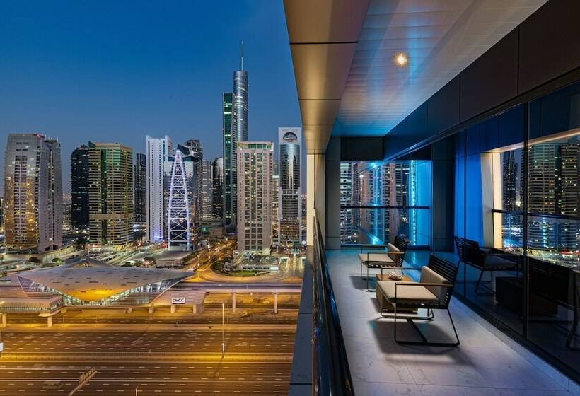 行政房间, Millennium Place Dubai Marina