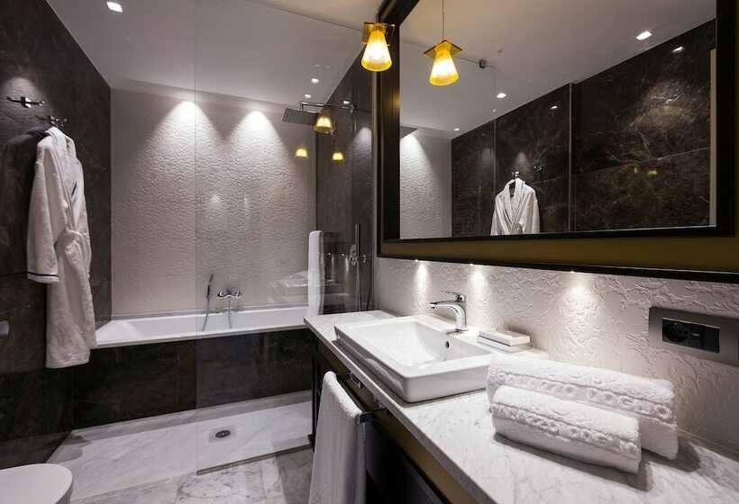 尊贵房, Palazzo Doglio