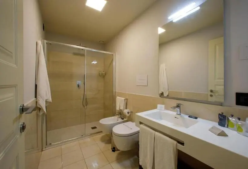 اتاق استاندارد, Room Of Andrea