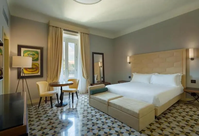 اتاق سوپریور, Room Of Andrea