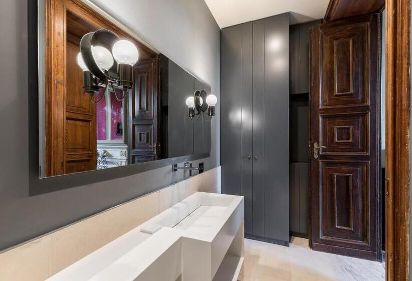 套房, Room Of Andrea