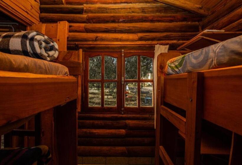 标准平房, Posada Arco Iris