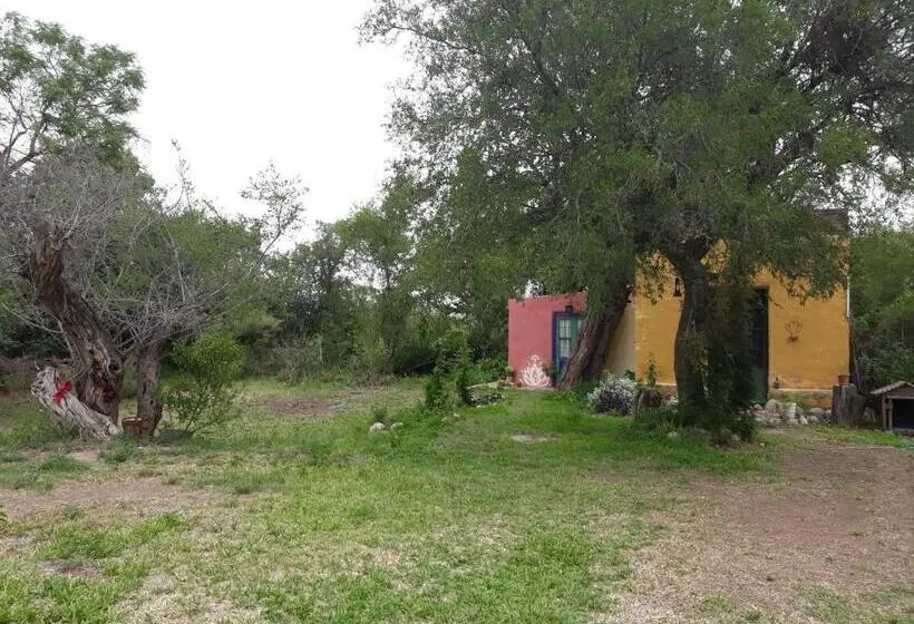 Vuode Makuusalissa, Posada Arco Iris