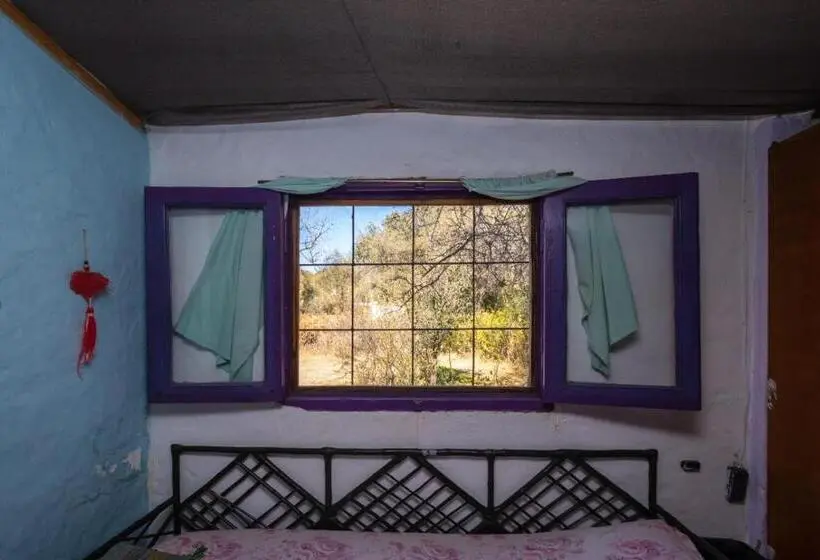 Vuode Makuusalissa, Posada Arco Iris