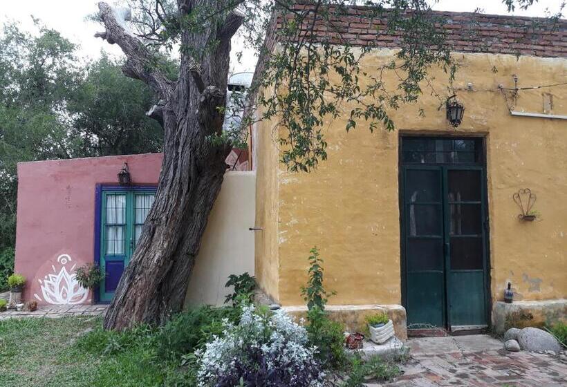 共用房间的床, Posada Arco Iris