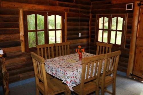 标准平房, Posada Arco Iris