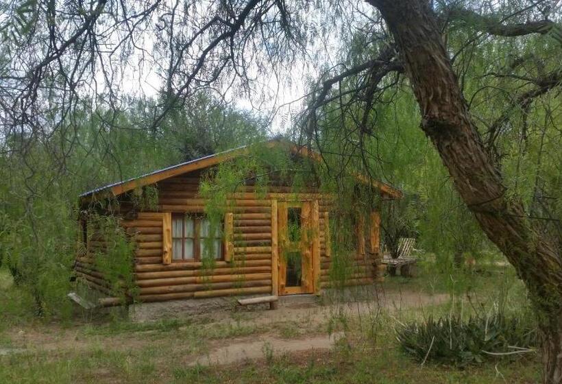 标准平房, Posada Arco Iris