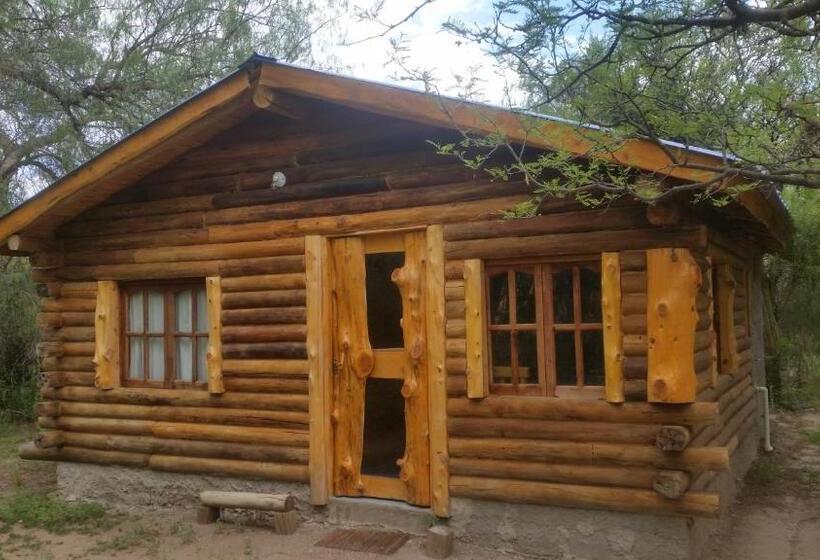 标准平房, Posada Arco Iris