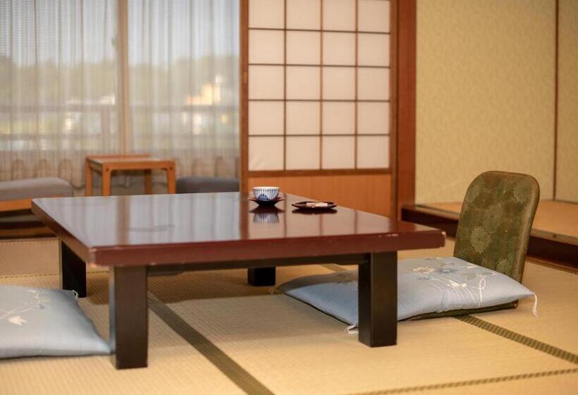 غرفة قياسية, Awara Onsen Minoya Taiheikaku