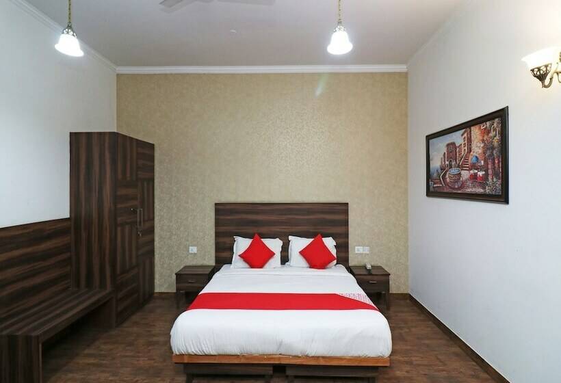 标准间, Silver Star By Oyo Rooms