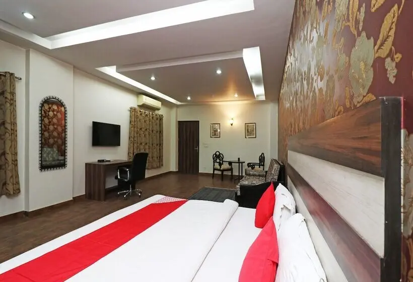 スイート, Silver Star By Oyo Rooms