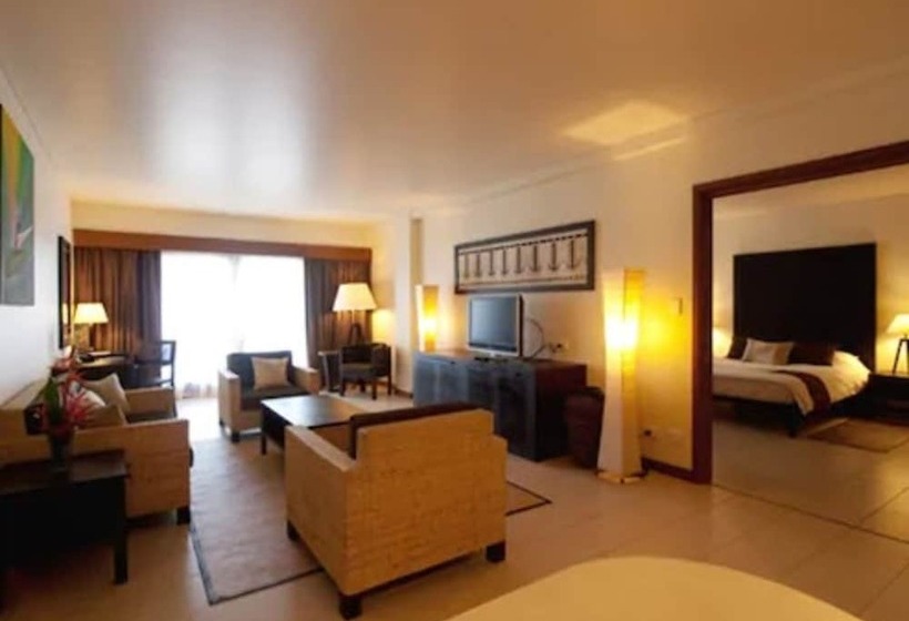 Suite Executive, Solomon Kitano Mendana