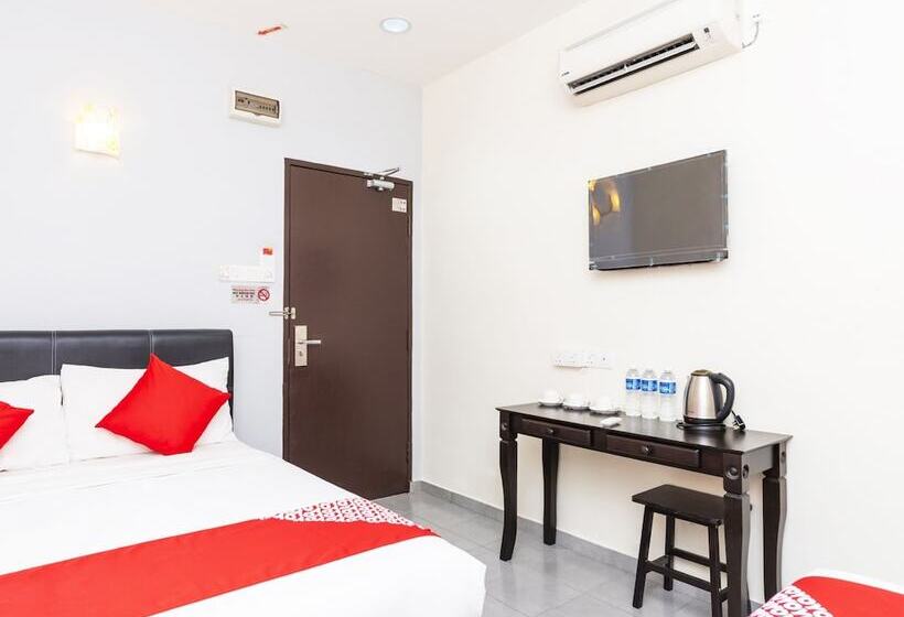 جناح سوبيريور, Muar City