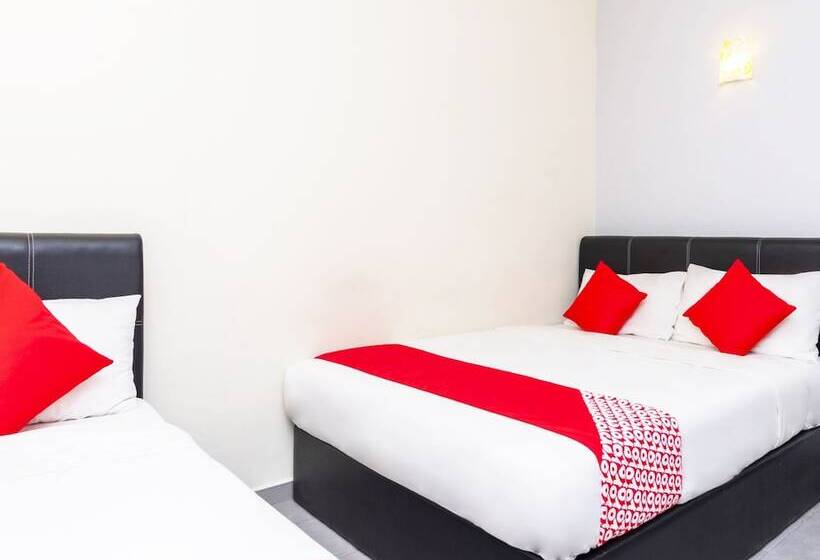 جناح سوبيريور, Muar City