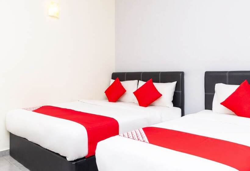 غرفة ديلوكس ثلاثية, Muar City