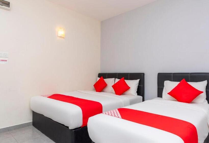 غرفة ديلوكس ثلاثية, Muar City