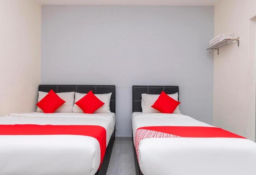 غرفة ديلوكس ثلاثية, Muar City