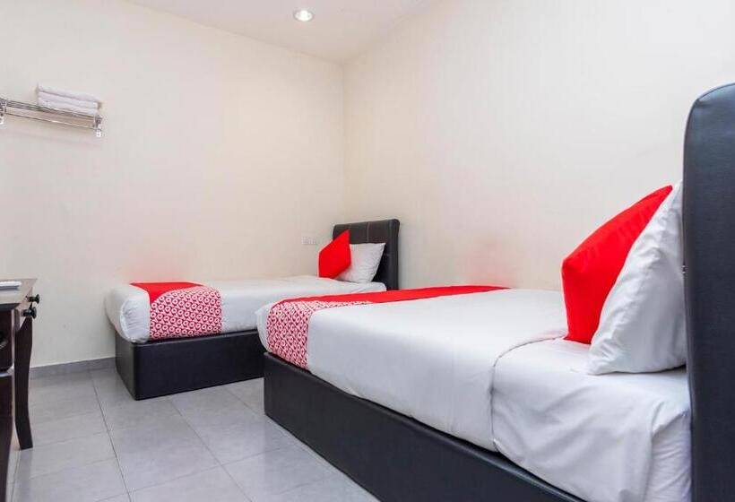 جناح سوبيريور, Muar City