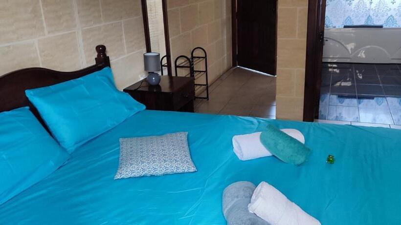 اتاق لوکس, Grotto's Paradise B&b
