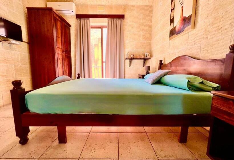 اتاق لوکس, Grotto's Paradise B&b