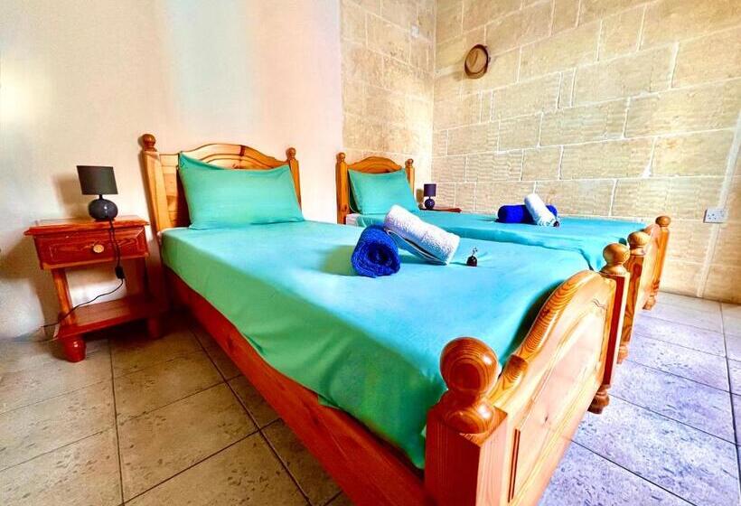 اتاق استاندارد, Grotto's Paradise B&b