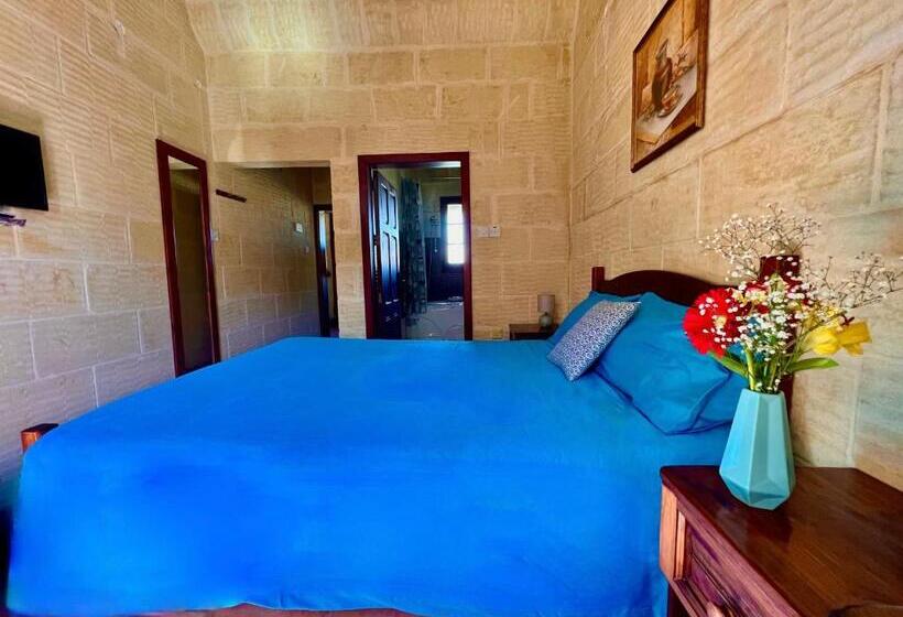 اتاق لوکس, Grotto's Paradise B&b