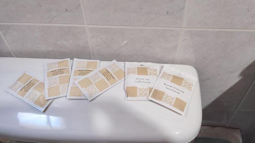 اتاق استاندارد, Grotto's Paradise B&b