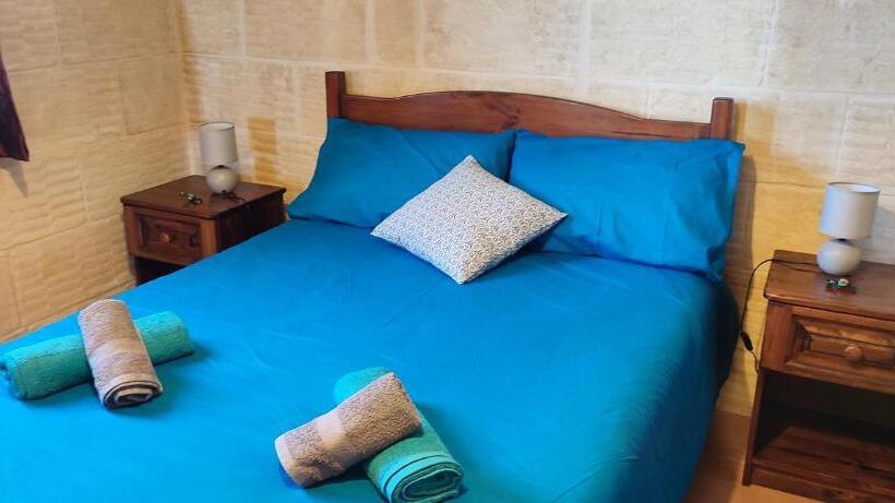 اتاق استاندارد, Grotto's Paradise B&b